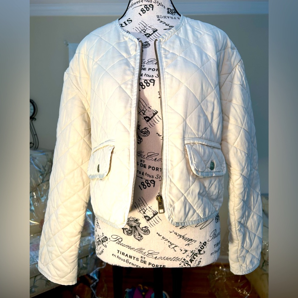 NWT🌷American Eagle Quilted Crop Jacket